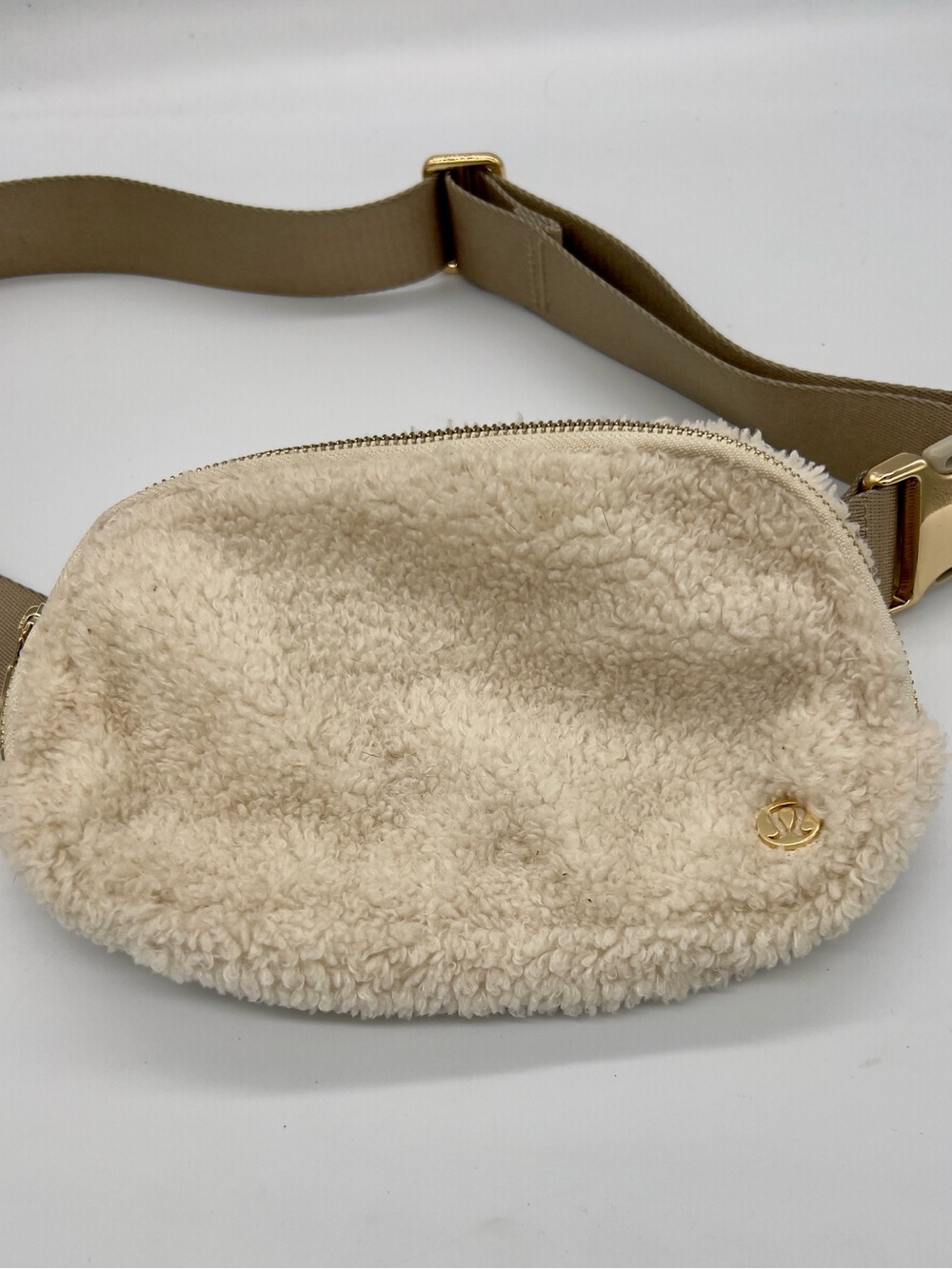 Lululemon Plush Fleece Belt Bag - Cream